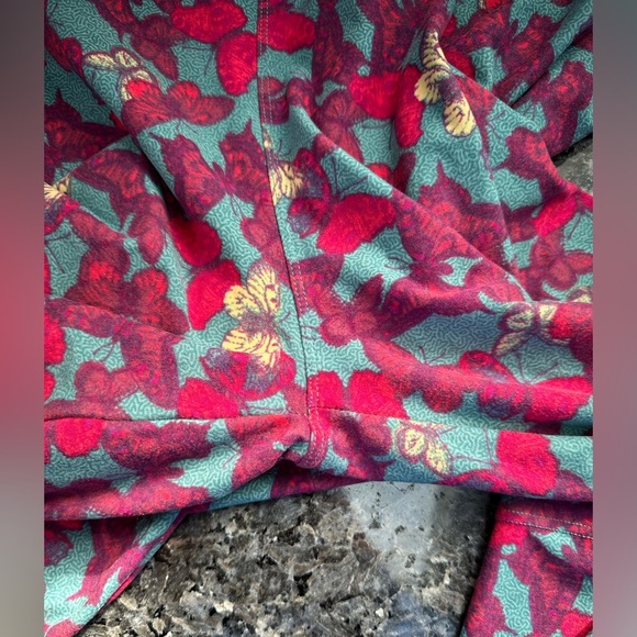 LuLaRoe Limited Edition Butterfly Tall & Curvy TC Leggings Plus Size 12 - 18 XL - Picture 6 of 10